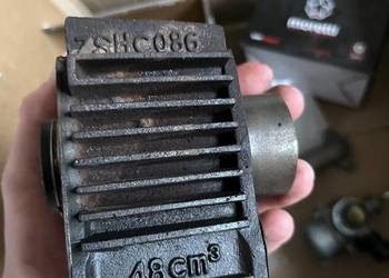 Cylinder, tłok, głowica , gaźnik