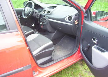 Ładny Krajowy RENAULT Clio III Grandtour 2011 r 1.2 75 kM 145 tys km