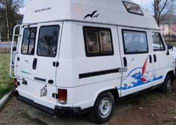 KAMPER  samochód kempingowy do remontu
