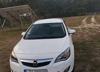 Sprzedam ładnego opla astrę J