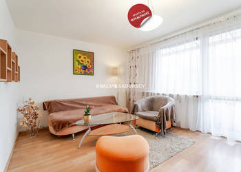 Mieszkanie 55.7m2 3 pokoje Kraków Podedworze