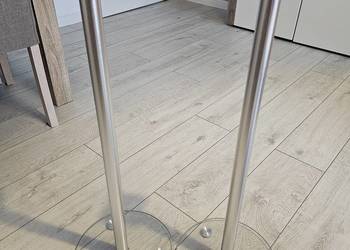 Stojaki pod głośniki