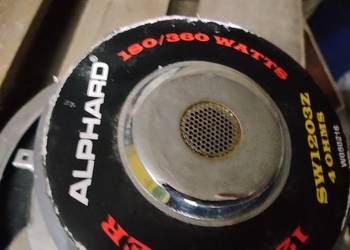 Alphard 30 cm niskotonowy.