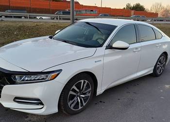 Honda Accord X 2.0 Hybrid 212KM niski przebieg, radar
