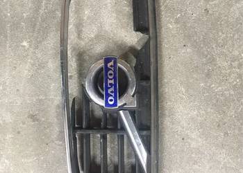 Volvo xc60 uszkodzony grill