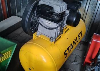 Kompresor olejowy dwutłokowy Stanley 100 litrów