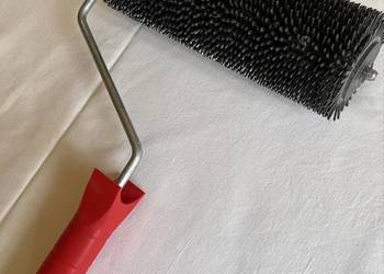 Wałek do wylewki samopoziomującej  'jeż'