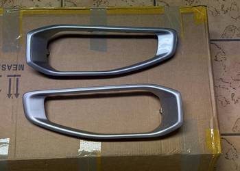 Jeep Wrangler JL obudowa halogenu komplet