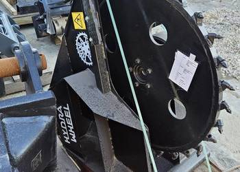 Piła tarczowa do gruntu jak koparka łańcuchowa do Ditch Witch Vermeer