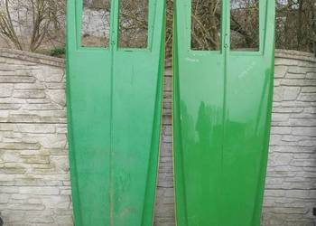 Maska pokrywa silnika John Deere seria 6r L209430