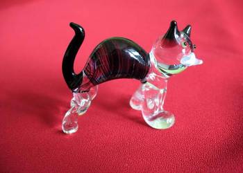 Kot - abstrakcyjna figurka ze szkła w stylu Murano - 3,5 x 5 x 2 cm