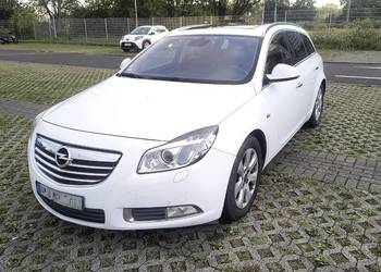 Opel Insignia 2010 diesel 160km bixenon panorama skóra nowy dwumas
