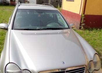 Mercedes-Benz C180 z 2004 roku