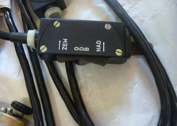 Przełącznik napierśny do radiostacji