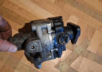Pompa wspomagania   dwusekcyjna audi 100 s4 / s6/a6 c4