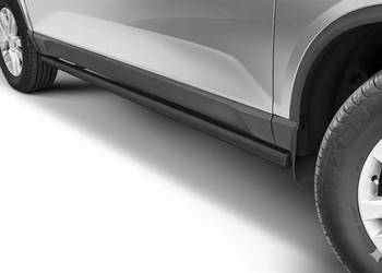 Orurowanie przyprogowe stopnie boczne Czarne SsangYong Musso 2018+ Podesty