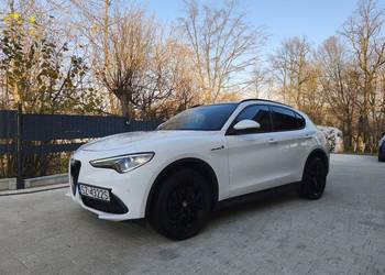 Alfa Romeo Stelvio Veloce Ti Q4 4x4 niski przebieg