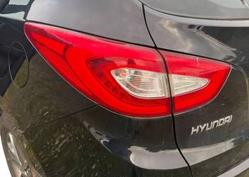 Lampa lewa w błotnik tył w klapę tył komplet LED Hyundai ix35 Lift