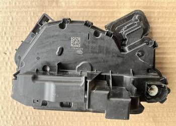 ZAMEK DRZWI PRZEDNICH LEWYCH VOLKSWAGEN CADDY III 5TB837015