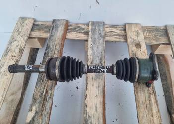 PÓŁOŚ Mitsubishi Pajero III 3.0 V6 LEWA TYLNA _ półośka tył kierowcy