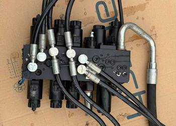 Rozdzielacz hydrauliczny AV6734  Still  0009443156