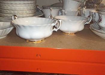Bulionówka. Val D'or. Royal Albert