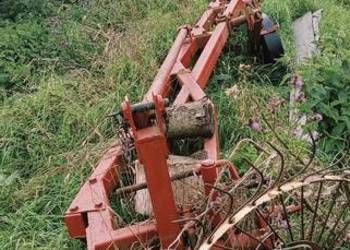 Sprzedam pług 6 skibowy