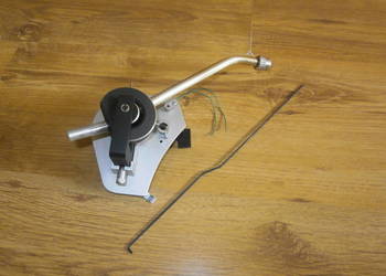 Gramofon UNITRA FONICA G 8010 układ ramienia