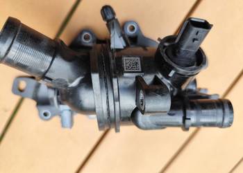 Termostat obudowa Nissan Qashqai II J11 1.3 140KM