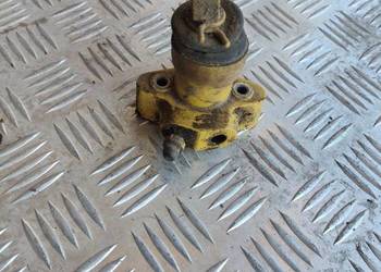 Cylinderek hamulcowy New Holland TX30 TX32 TX34 TX36 TF42 TF44 TF46