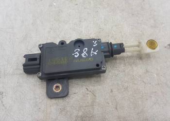 Nissan Primera Siłowniki klapki wlewu paliwa 846