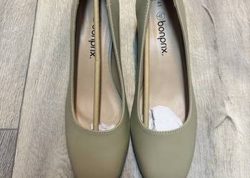 (41) Bonprix/ Mega wygodne czółenka wieczorowe, Nowe