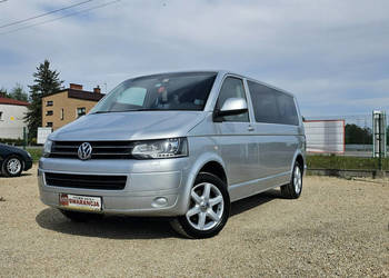 Volkswagen Caravelle Volkswagen Caravelle 9 osobowy Ładny stan