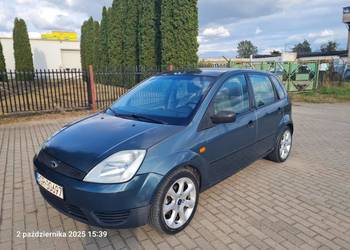 FIESTA sprawna z opłatami 2003r