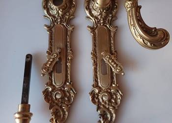 Komplet pałacowych szyldów i klamek. Mosiądz.