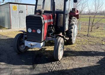 Traktor MF255