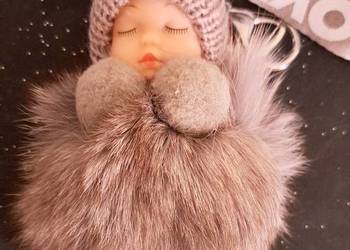 Brelok - śpiący bobas