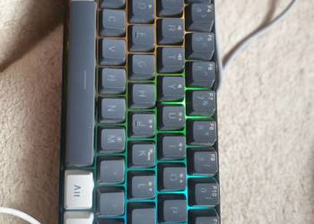 Sprzedam klawiaturę gaming 61 key model U70