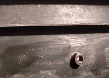 BMW f33 podkładka pod tablice rejestracyjna przod 51117297136