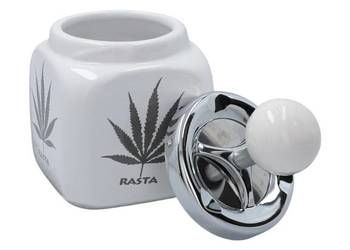 Biała Popielniczka W Stylu Rasta Z Nadrukiem Liścia Marihuany