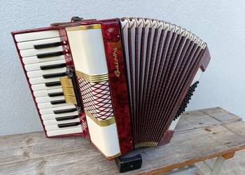 Akordeon Galotta 48 basów 2 chóry Akordeon Galotta 48 basów 2 chóry