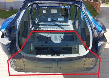 Tesla Model S LIFT pas tylny podłoga wnęka wanna bagażnika tył