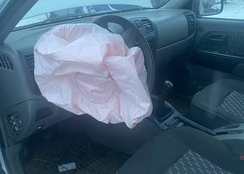 Isuzu D-Max na części