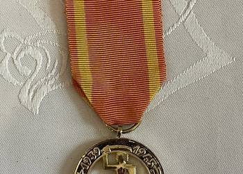 Medal pamiątkowy - ZA WARSZAWĘ