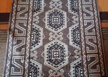 Sprzedam dywan / chodnik 1,24 m x 1 m Sprzedam dywan / chodnik 1,24 m x 1 m