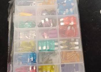 Zestaw bezpieczników samochodowych