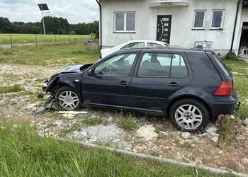 VW Golf 4  1.9 tdi 90km na części