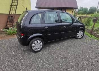 Piękny opel meriva 1.6 mały przebieg kilma