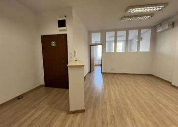Wo wynajęcia przestronne biuro przy Armii Krajowej !
