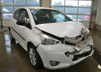 Toyota Yaris 1,0 benzyna 70 ps * BARDZO EKONOMICZNY * niski przebieg * ICD…
